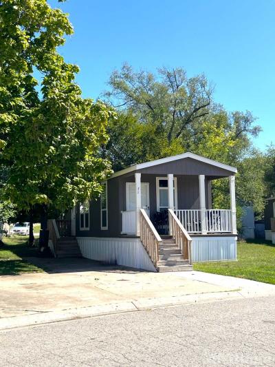 Photo 3 of 8 of park located at 31 Lilac Lane Bonner Springs, KS 66012