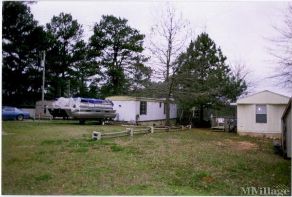 Photo 0 of 2 of park located at 562 England Isles Lincoln, AL 35096