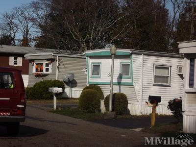 Mobile Home Park in Calverton NY