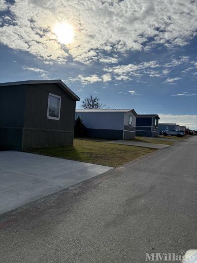 Photo 3 of 7 of park located at 5130 Ben Day Murrin Road Fort Worth, TX 76126