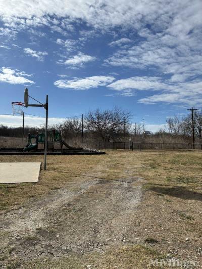 Photo 4 of 7 of park located at 5130 Ben Day Murrin Road Fort Worth, TX 76126