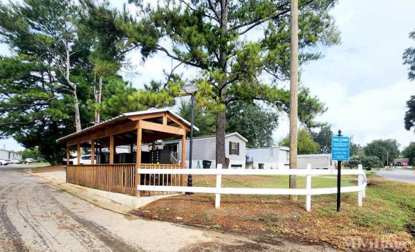 Photo 1 of 2 of park located at 2745 Elm Street Tuscaloosa, AL 35401