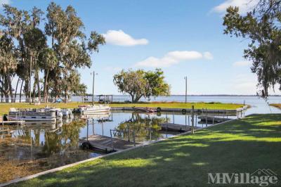 Photo 26 of 21 of park