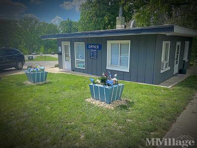 Photo 2 of 4 of park