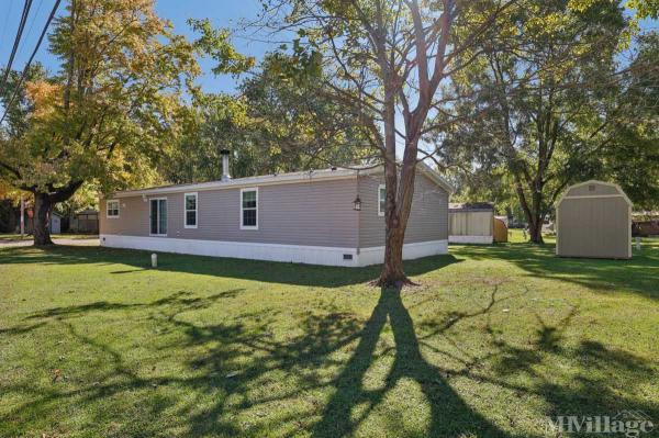 Photo 1 of 2 of park located at 2479 North Mason Montgomery Road Mason, OH 45040