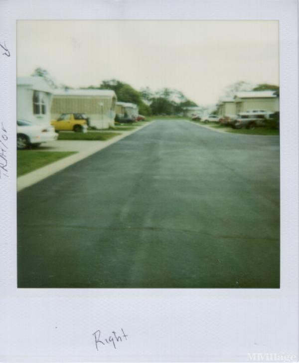 Photo 0 of 2 of park located at 2603 Underwood Dr Belpre, OH 45714