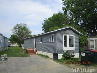 Mobile Home Park in Pine Island MN