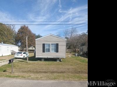 Mobile Home Park in Supreme LA