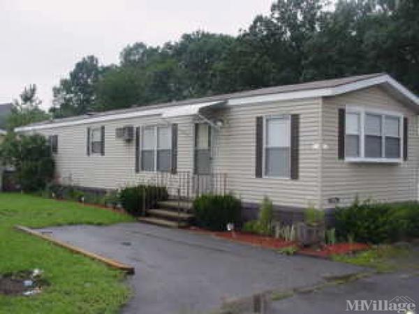 Photo of Policy Lane Mobile Home Park, Salem NH