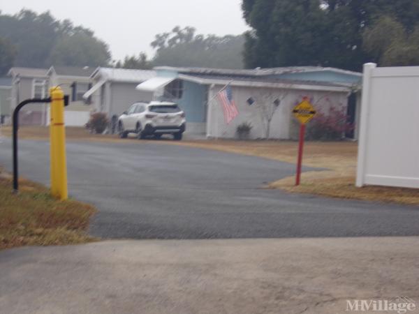 Photo 0 of 2 of park located at 12701 SE Sunset Harbor Road Weirsdale, FL 32195