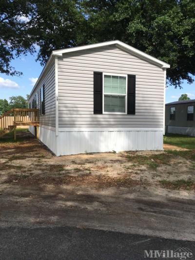 Photo 4 of 6 of park located at 335 SE Balboa Drive Madison, FL 32340