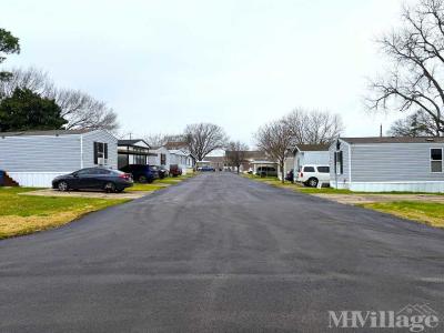 Mobile Home Park in Ennis TX