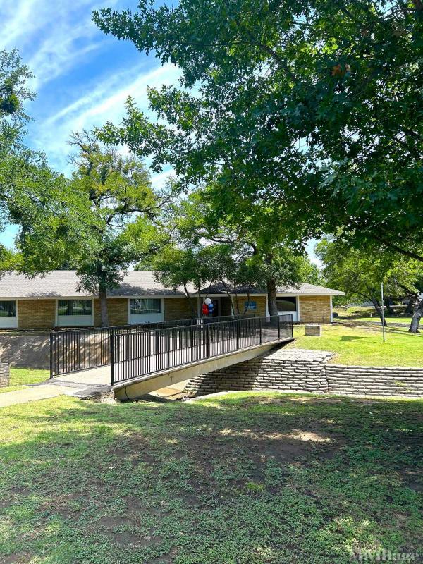 Photo of Friendly Village, Arlington TX