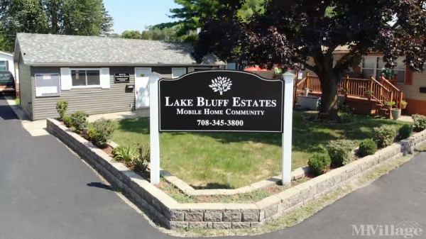 Photo of Lake Bluff Estates, Lake Bluff IL