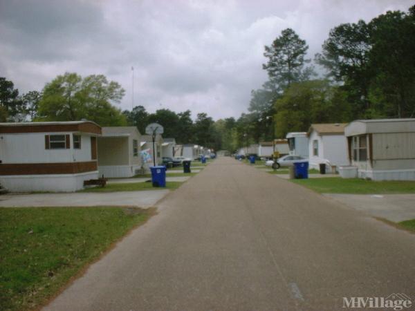 Photo of Oakcreek Estates Mobile Home Park, Lake Charles LA