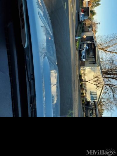 Mobile Home Park in Carlton OR