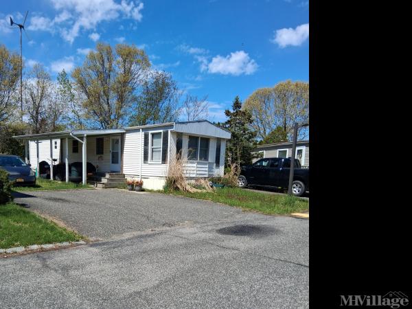 Photo of Parkview Community, Riverhead NY