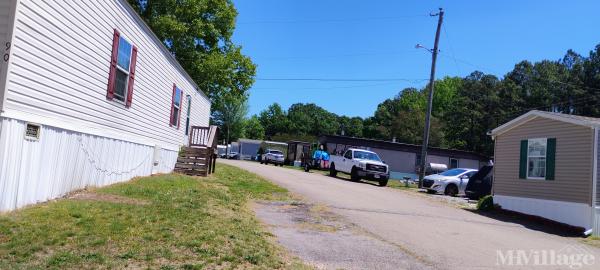 Photo of Red Hill Mobile Home Park, Prince George VA