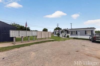 Photo 4 of 23 of park located at 4329 W Park Row Blvd Corsicana, TX 75110