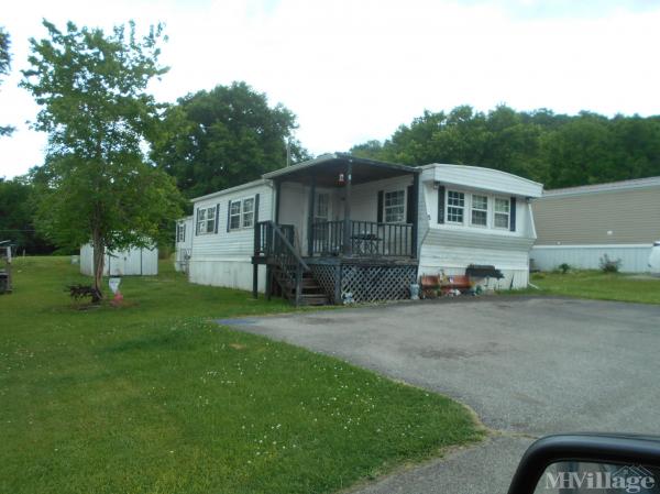 Photo of Kenmar Mobile Home Park, Hurricane WV