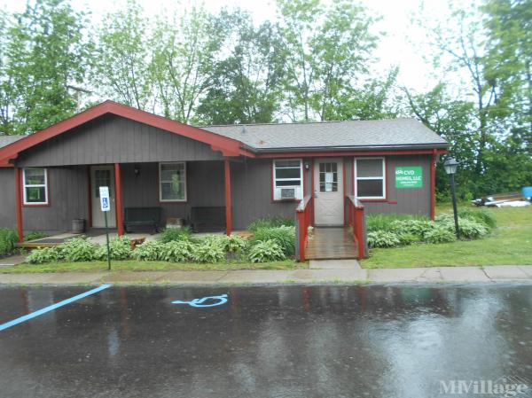 Photo 0 of 2 of park located at 41 Colony Dr Fredericktown, OH 43019
