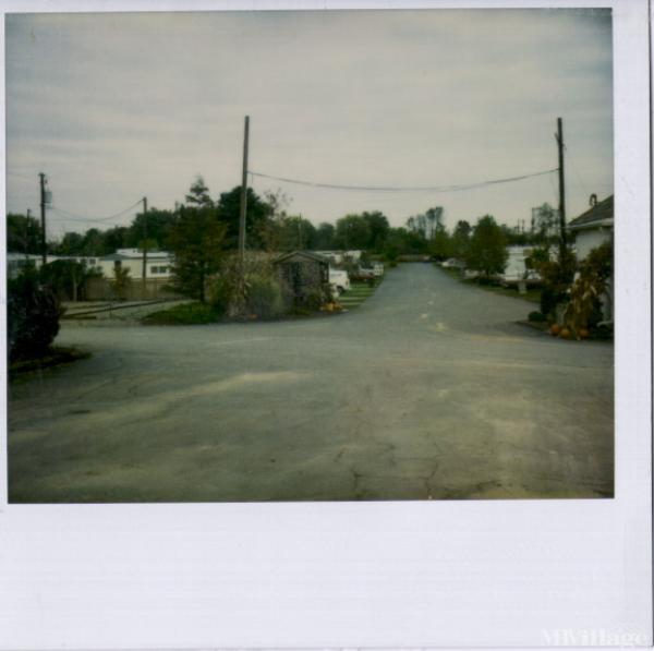 Photo 0 of 2 of park located at 4800 Frazeysburg Rd Zanesville, OH 43701