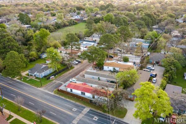 Photo of Oakwood, Arlington TX