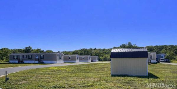 Photo 1 of 2 of park located at 571 Blue Bunting Circle Moscow Mills, MO 63362