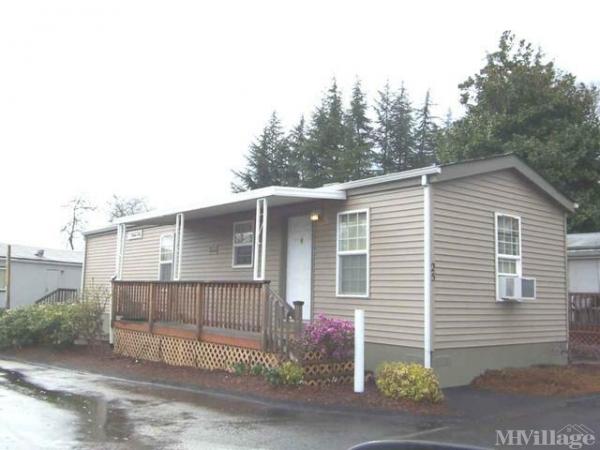 Photo 0 of 2 of park located at 3200 SE Silver Leaf Milwaukie, OR 97267