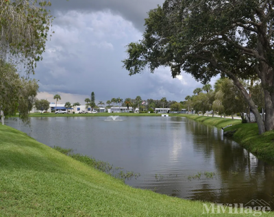 Photo 5 of 30 of park located at 400 Lake Drive Nokomis, FL 34275