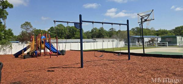 Photo 1 of 2 of park located at 70 Ave E N Auburndale, FL 33823