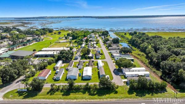 Photo of Lakeside Gardens, Lake Wales FL
