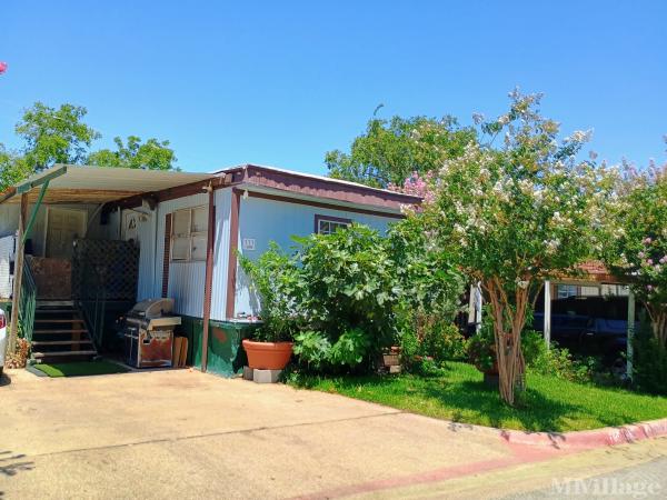 Photo of La Loma, Dallas TX