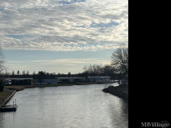 Photo 0 of 2 of park located at 18337 S Highway 15 Paris, MO 65275