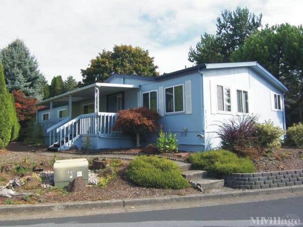 Photo of Hearthwood Village, Clackamas OR