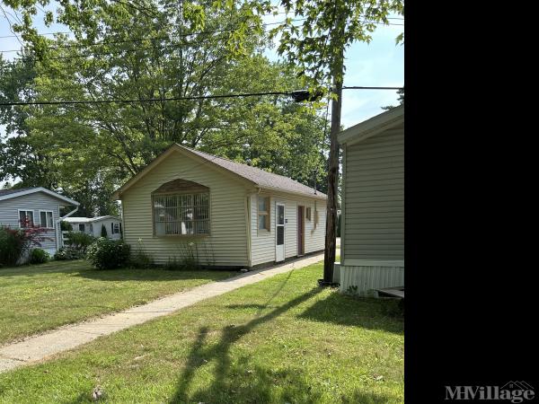 Photo of Sunset Mobile Home Park, Sandusky MI