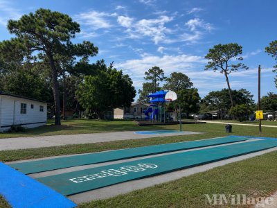 Photo 3 of 9 of park located at 39 Tanglewood Apopka, FL 32712