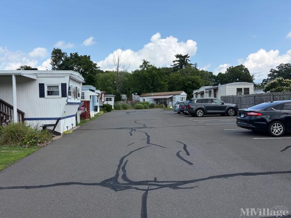 Photo of Sunny Acres Trailer Park, Wallingford CT