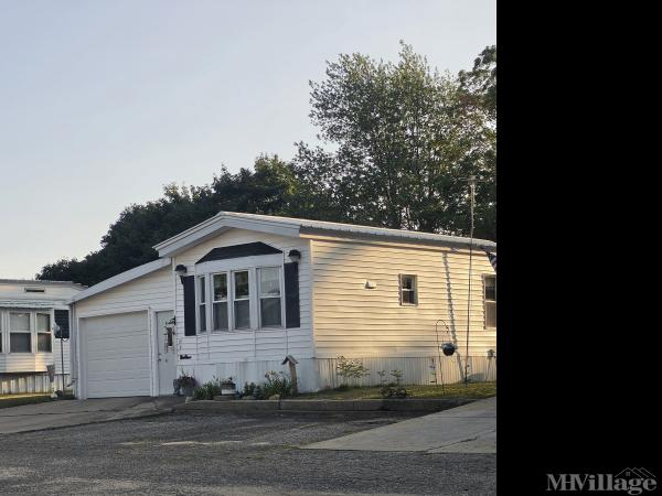 Photo of Meadowview Village, Fremont MI