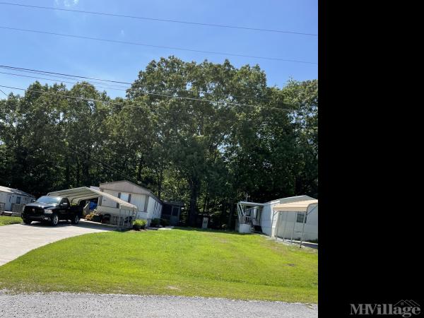Photo 0 of 2 of park located at 9043 Dallas Hollow Soddy Daisy, TN 37379