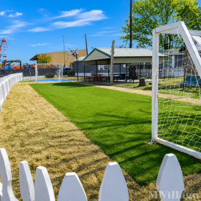 Photo 4 of 6 of park located at 824 Lilac Lane Rockwall, TX 75087