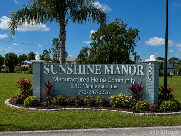 Photo of Sunshine Mobile Manor MHC, Stuart FL