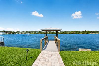 Photo 5 of 20 of park located at 918 Reed Canal Rd. South Daytona Beach, FL 32119