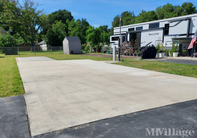 Mobile Home Park in Hood CA