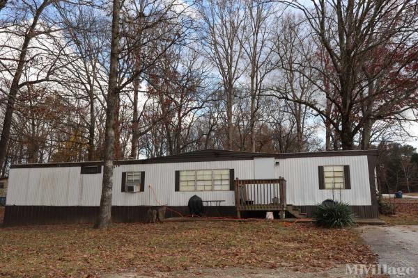 Photo 1 of 2 of park located at 275 Carter Road Auburn, GA 30011