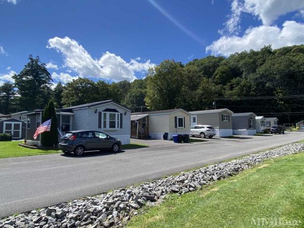 Photo 1 of 2 of park located at 2876 Apulia Road La Fayette, NY 13084