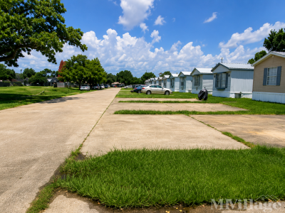 Mobile Home Park in Baytown TX