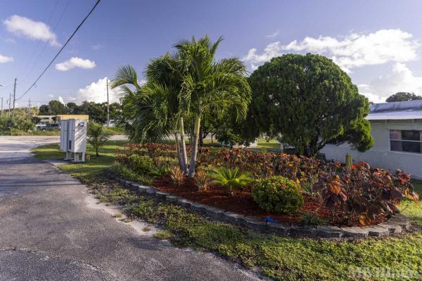 Photo 1 of 2 of park located at 1960 North Congress Avenue West Palm Beach, FL 33409