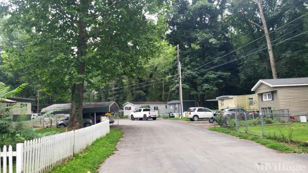 Photo 0 of 2 of park located at 640 Mickey Inn Rd Chambersburg, PA 17201