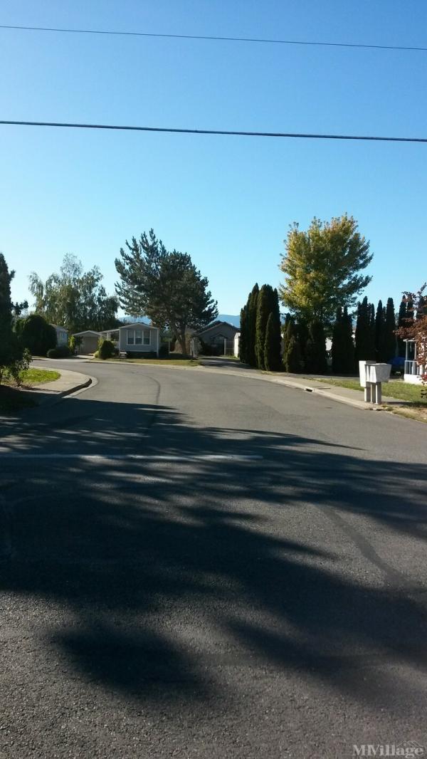 Photo 0 of 2 of park located at Darin Dr Grants Pass, OR 97527